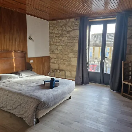Appart hôtel Eden *